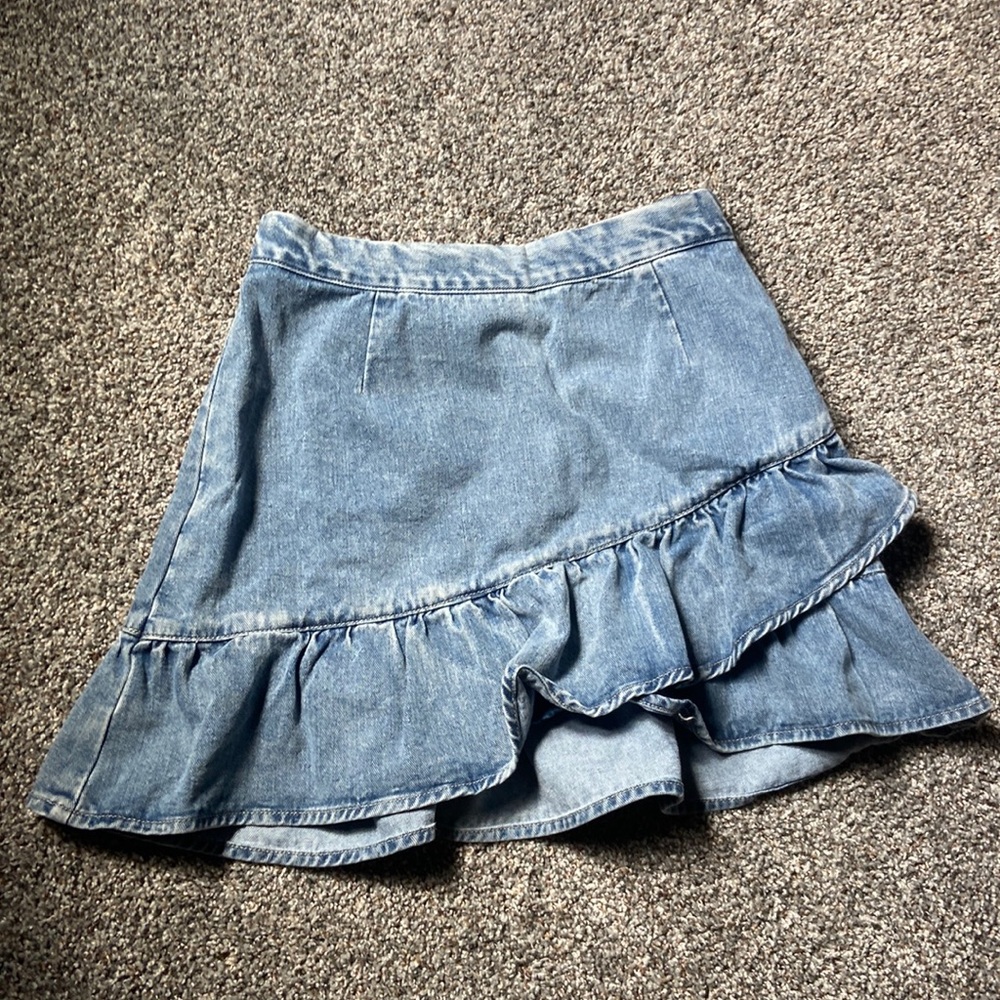 Forever 21 Ruffle Jean Skirt
